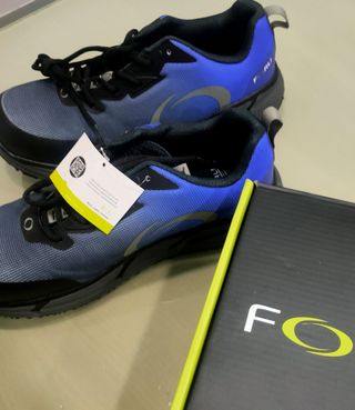 Zapatos de seguridad FORLI negros y azules