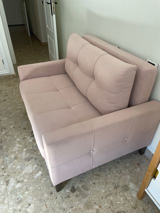 Sofá Cama Rosa Tela anti manchas. Esta impecable.