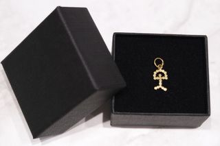 COLGANTE INDALO, ORO 18K/0.4g