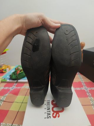 Zapatos cerrados piel Cutillas 37