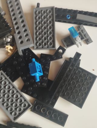 Lego Star Wars Figuras + piezas.