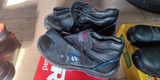Zapatos de Seguridad y botas