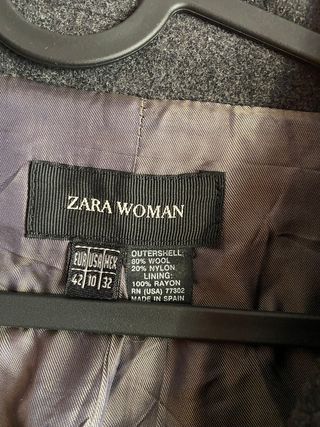 Abrigo largo de lana gris oscuro Zara