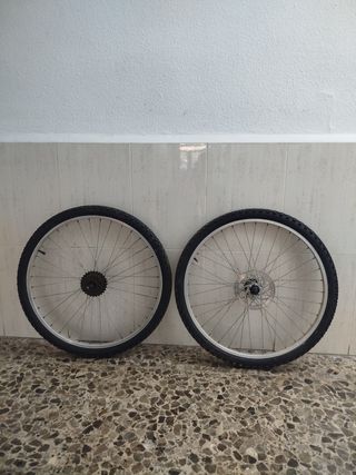 2 Ruedas Bici 26 Listas para Usar