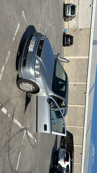 Opel Astra 2002