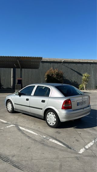 Opel Astra 2002