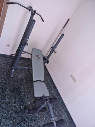 Máquina de gimnasio multiestación