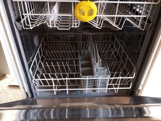 Frigorífico Balay con dispensador, microondas, lav