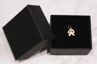 COLGANTE INDALO, ORO 18K/0.4g