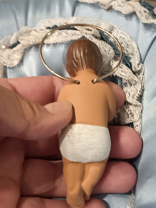 Gesù Bambino Terracotta Culla Azzurra