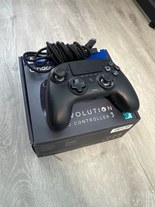 Mando Nacon Revolution Pro Controller 3 PS4/PC