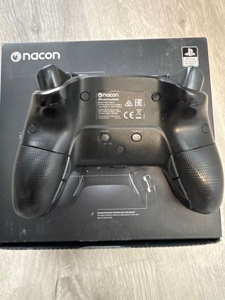 Mando Nacon Revolution Pro Controller 3 PS4/PC