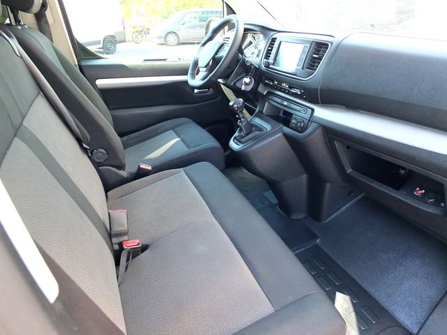 Peugeot Traveller 2019