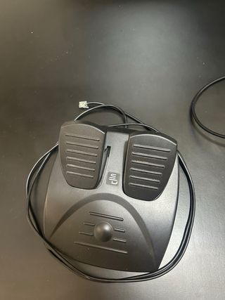 Volante Genius para consola