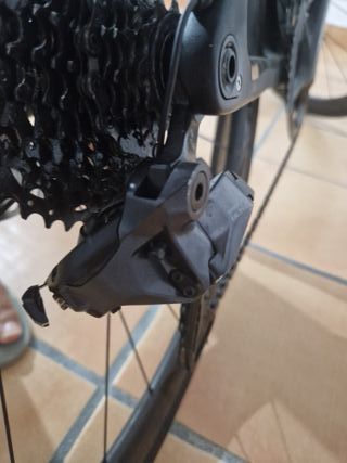 Cube Attain Carbono 2025 Talla53 7,7kg peso