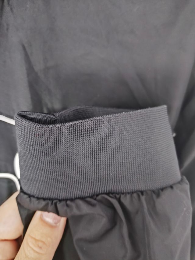 Chaqueta NIKE Tall L. usado pero en buen estado