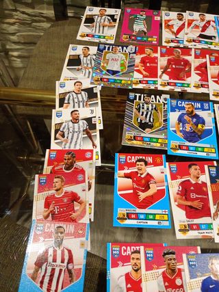 Lote 43  Cromos Fútbol. Fifa 365 Adrenalyn 2023. 