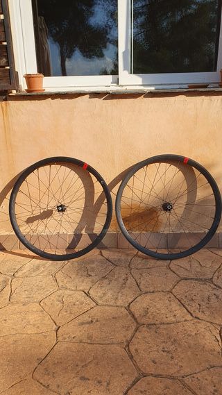 Ruedas Fulcrum Racing 4 DB carretera