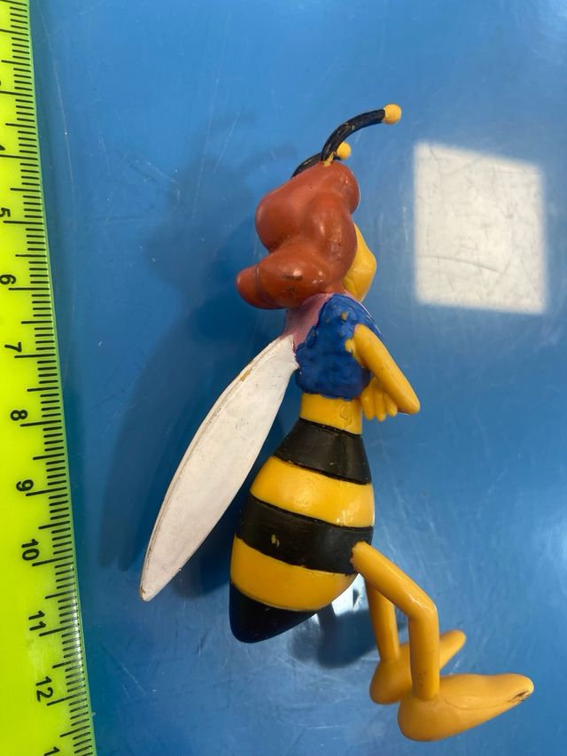 Figura de la Abeja Maya