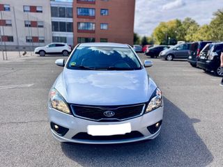 140.000KM Kia Pro_cee’d 1.6 CRDI 130CV – Año 2011 