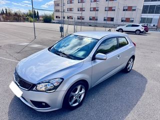 140.000KM Kia Pro_cee’d 1.6 CRDI 130CV – Año 2011 