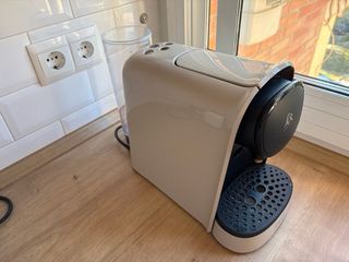 Cafetera LOR Barista Philips Beige