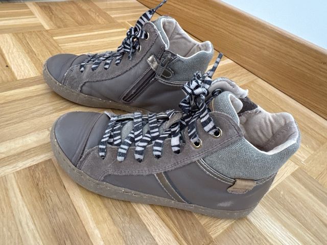 Botines niña Geox 33