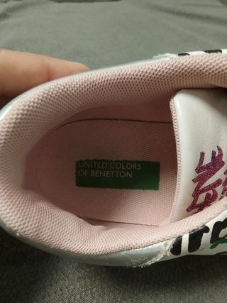 Scarpe Benetton bianche con scritte n. 38