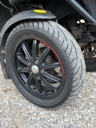 Guilera Fuoco 500ie LT (Carnet coche B)