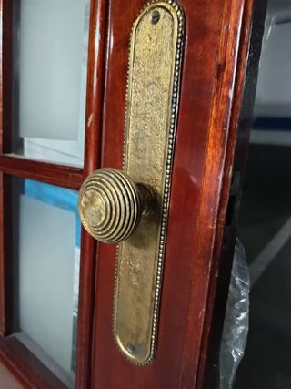 Puerta doble madera cristal biselado. 2,01x87,555