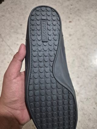 Zapatillas Lacoste Negras y Grises Nuevas