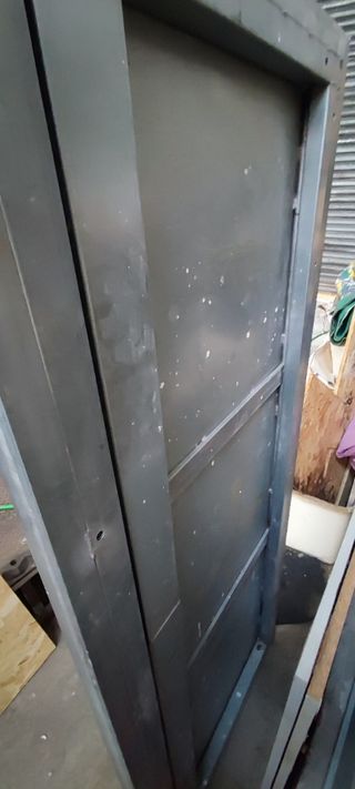 Puerta Antiokupa Metálica
