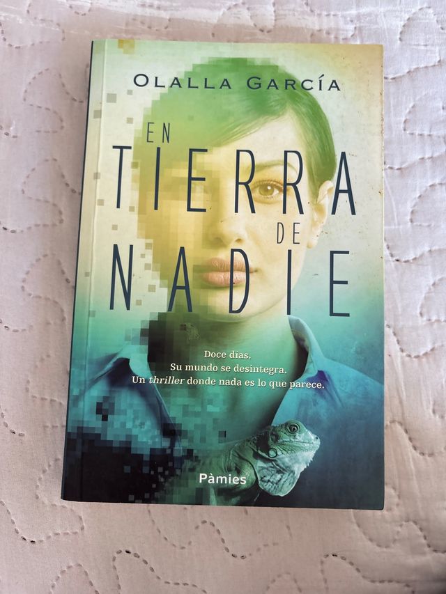 En tierra de Nadie - Novela negra