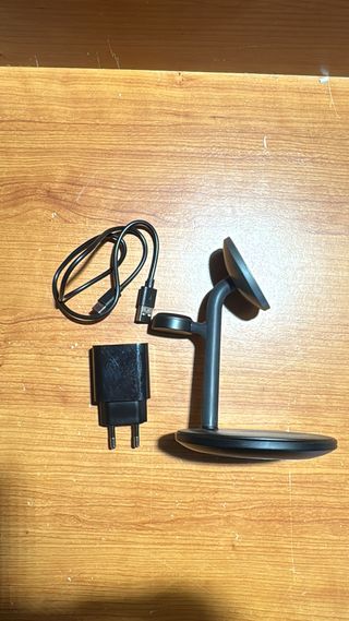Caricatore wireless 3 in 1