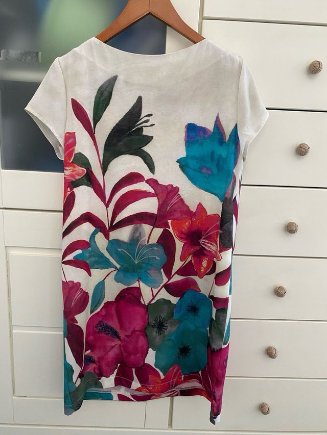 Vestido Rinascimento Estampado Floral