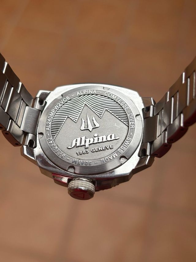 Reloj Alpina Comtesse Diver