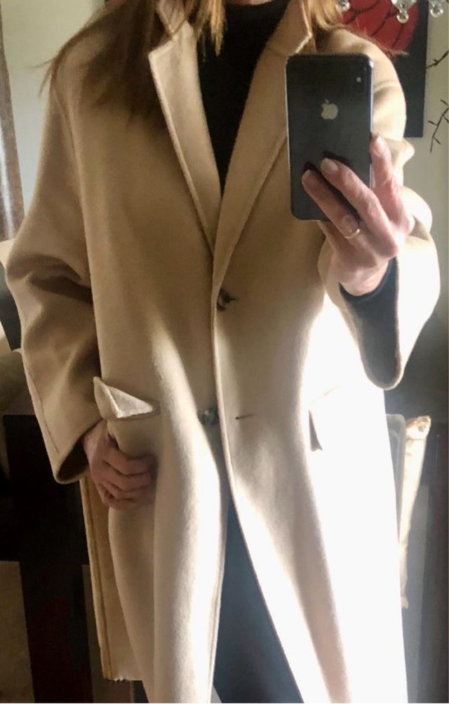 Abrigo Zara Doble Faz Lana corte oversize.