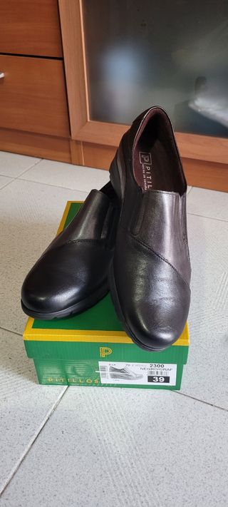 Zapatos Pitillos Talla 39 Negros Sin Estrenar
