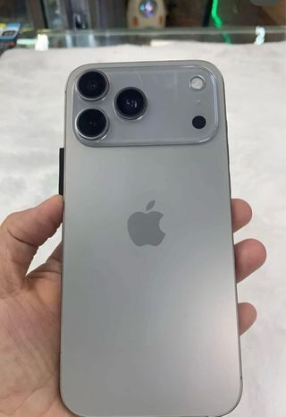 iPhone 17 Pro Max Plata