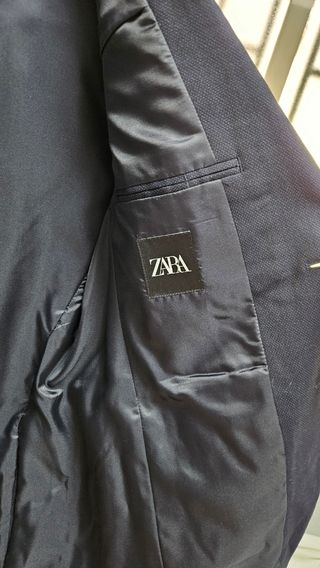 Traje de chaqueta azul marino