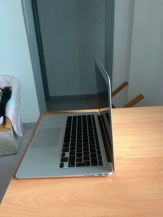 MacBook Air 13” i5 SSD + ofice 2019 + 1tb Memoria 