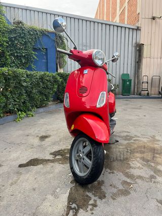 Vespa Piaggio LX 50 (2007) ITV hasta 2026
