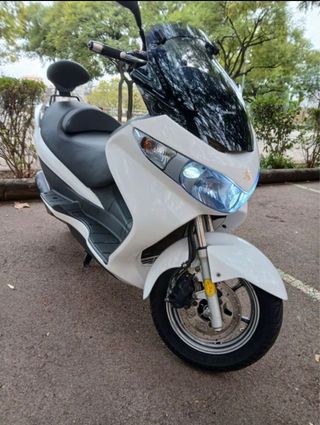 Suzuki burgman 125