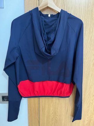 Cortavientos Fila azul y rojo Talla M