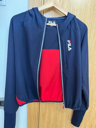 Cortavientos Fila azul y rojo Talla M