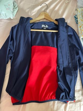 Cortavientos Fila azul y rojo Talla M