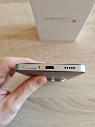 Xiaomi 14t con garanzia + 2 cover + vetro templ