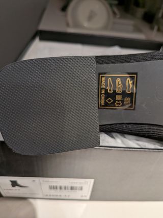 Botines de tacón negros