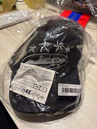 Gorra Corteiz Negra Estrellas