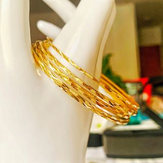 Pulsera de Oro 18 klts. Peso: 19,3 grs. Dama
